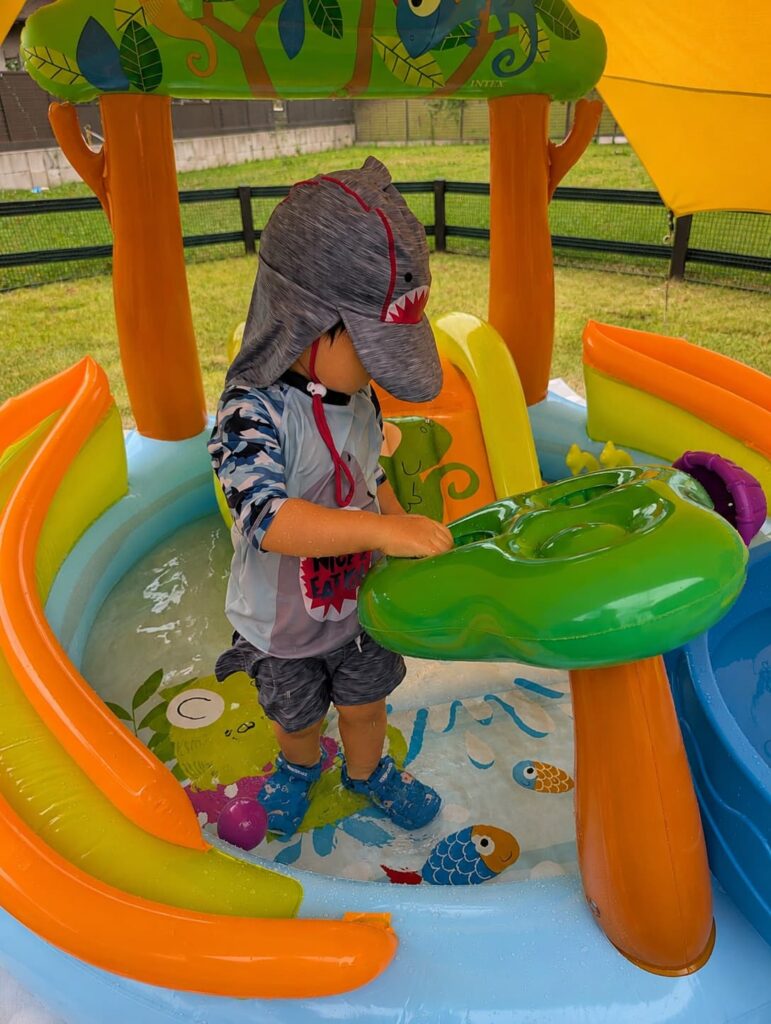プールの水深 2歳