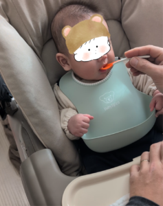 ネムリラｰテーブル