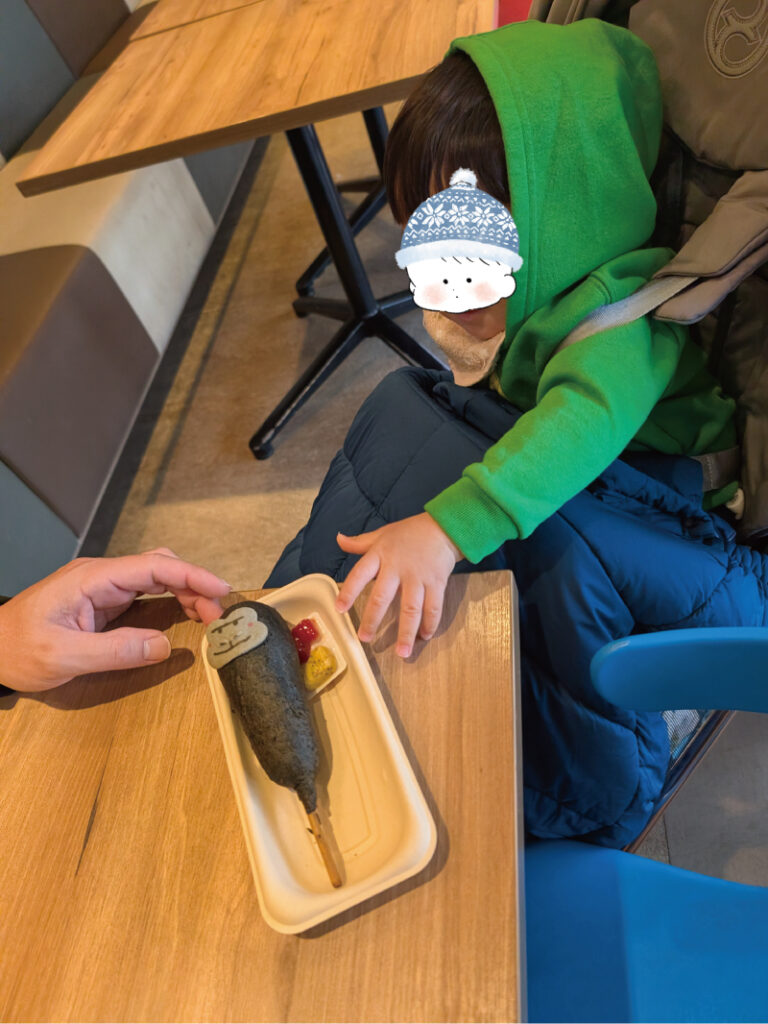 東山動植物園 どうぶつカフェのゴリラドッグ